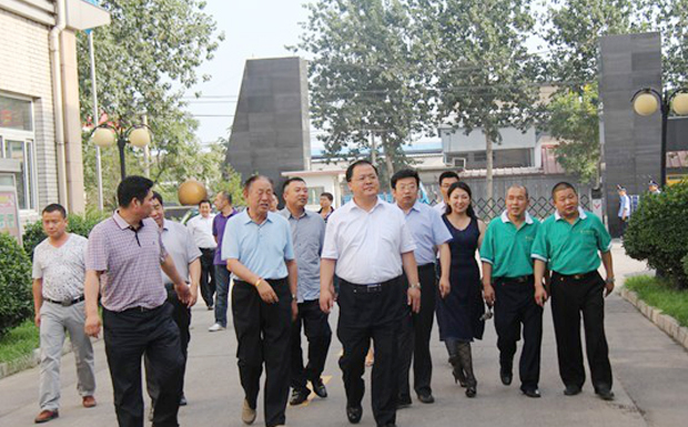 發(fā)展不忘本，心系家鄉(xiāng)情——尹市長(zhǎng)蒞臨我公司實(shí)地訪問(wèn)